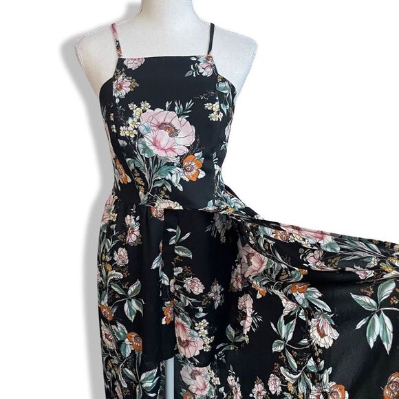 BAND OF GYPSIES Floral Halter Romper/ Dress, Lightweight, Size M - Picture 2 of 8